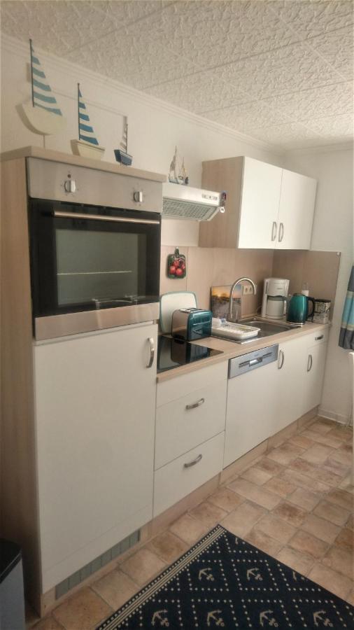 Ferienwohnung Neuensien Sellin  Luaran gambar