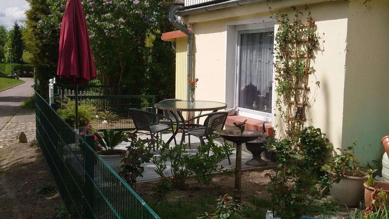 Ferienwohnung Neuensien Sellin  Luaran gambar